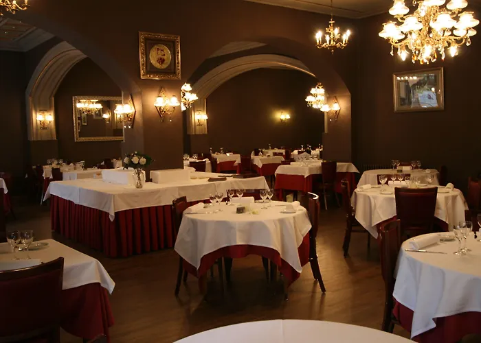 Hotel Pyrenees